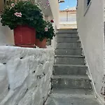 Sofis Garden 招待所 卡瓦拉